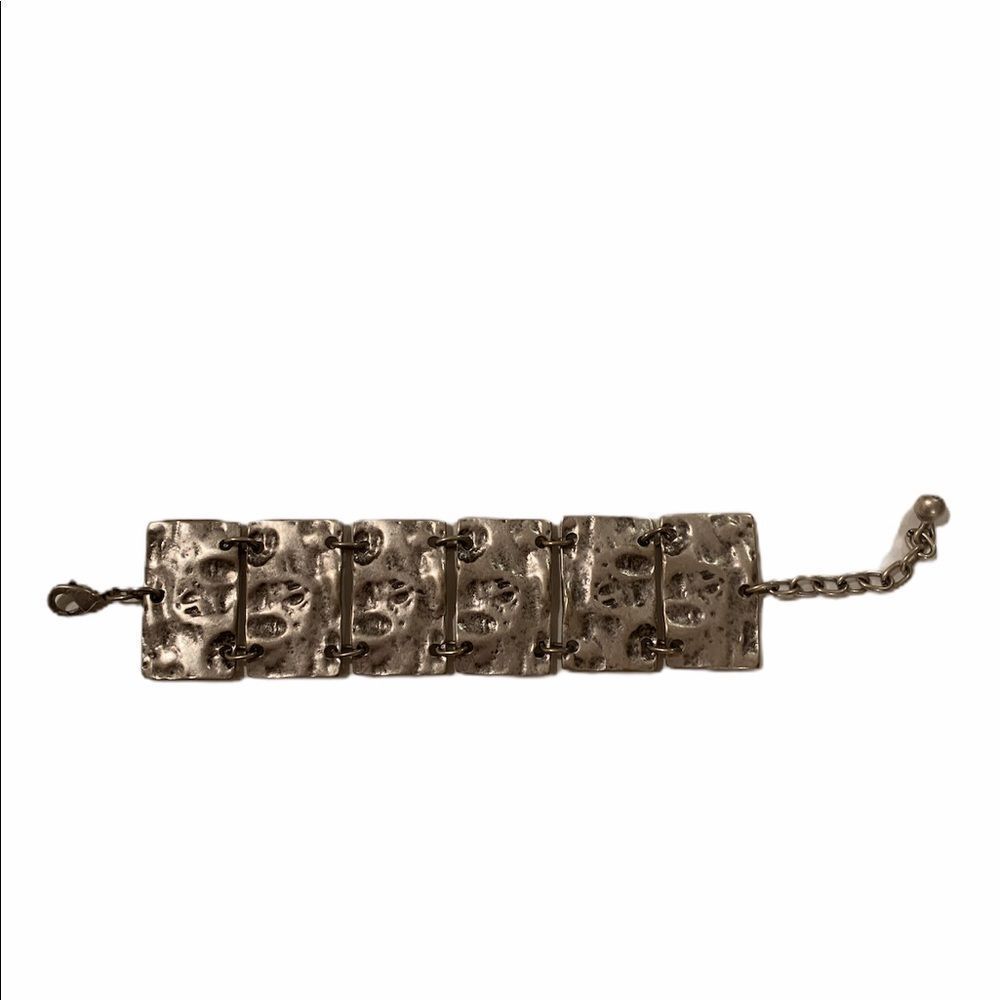 Hammered Effect Thick Chain Bracelet